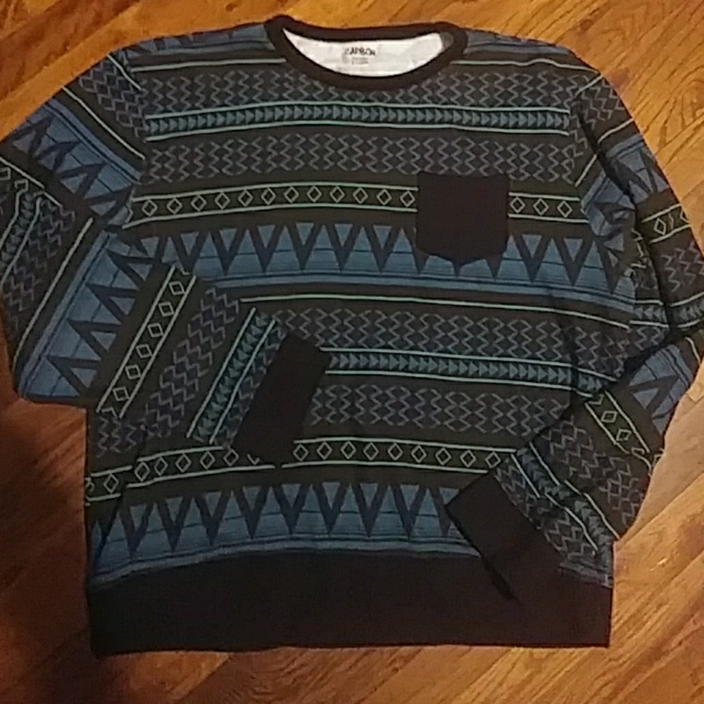 CARBON AZTEC POCKET CREW NECK